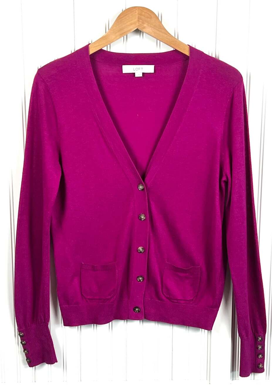 LOFT Fuchsia Cardigan Office Siren Old Money Preppy Lightweight Sweater M